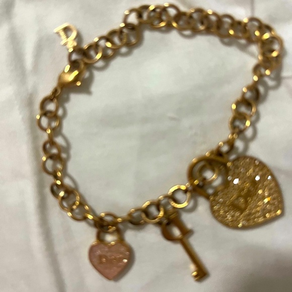 CHRISTIAN DIOR Women’s Charm Bracelet. ✨Pink & Clear Crystals✨ADORABLE - Picture 5 of 11